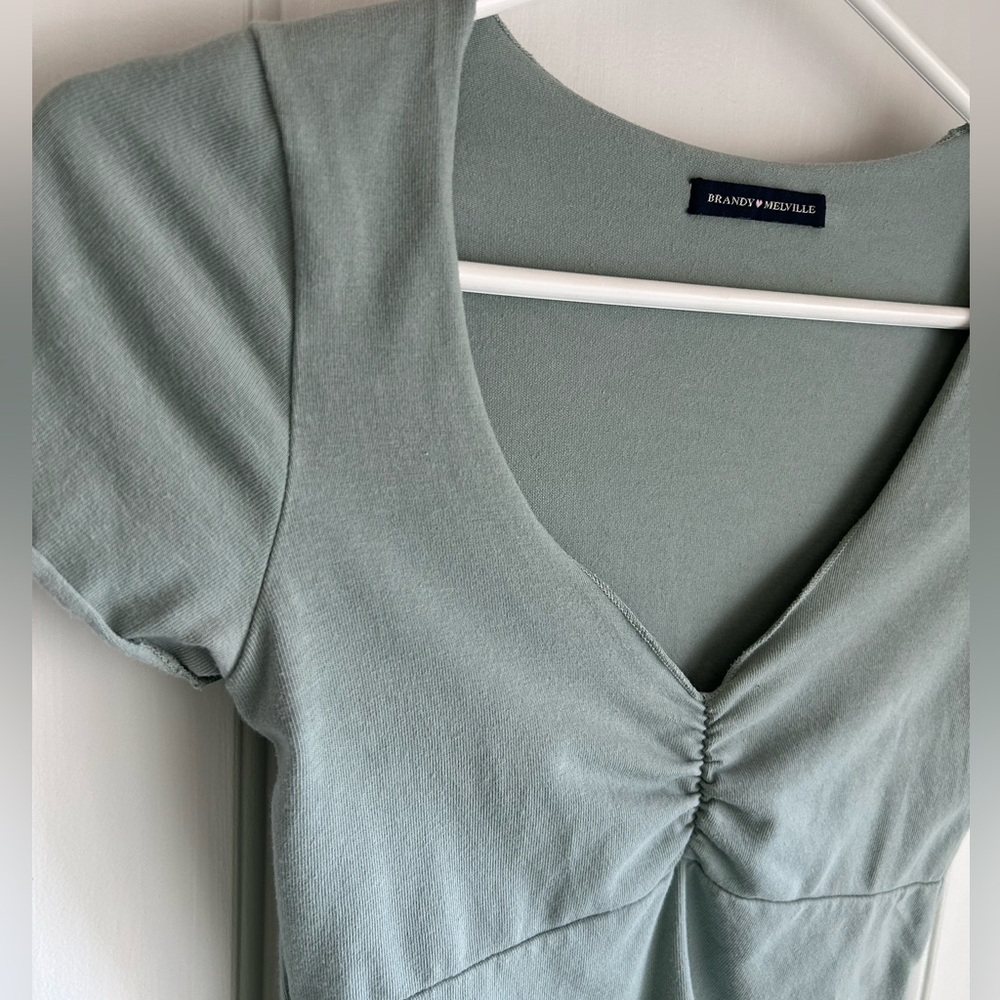 Brandy Melville Crop Top